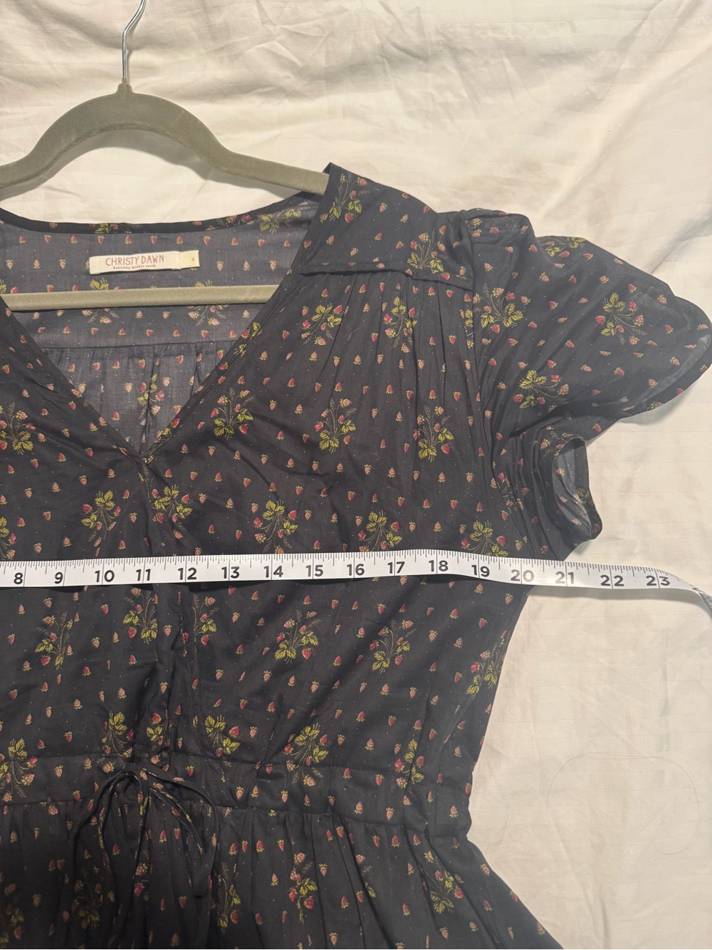 Christy Dawn Simple Dawn Dress — Noir Strawberry Large - Picture 11 of 11